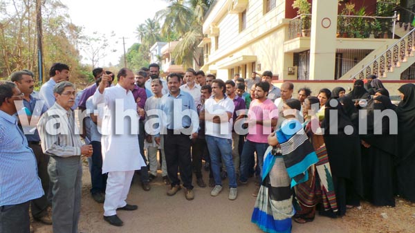 ಮಂಗಳೂರು : ರೈಲ್ವೆ ಲೆವೆಲ್ ಕ್ರಾಸಿಂಗ್ ಸಮಸ್ಯೆ ಬಗ್ಗೆ ಅಧಿಕಾರಗಳ ಜೊತೆ ಸ್ಥಳೀಯ ನಿವಾಸಿಗಳೊಂದಿಗೆ ಚರ್ಚೆ